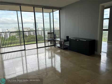 20301 W Country Club Drive Aventura FL 33180