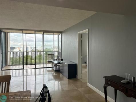 20301 W Country Club Drive Aventura FL 33180