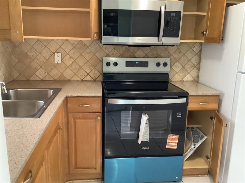 8220 Sunrise Lakes Boulevard Sunrise FL 33322