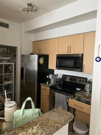 2401 NE 65th Street Fort Lauderdale FL 33308