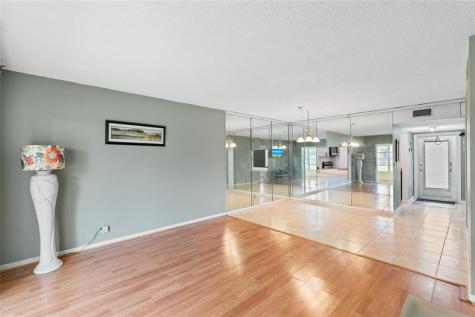 1 Abbey Lane Delray Beach FL 33446