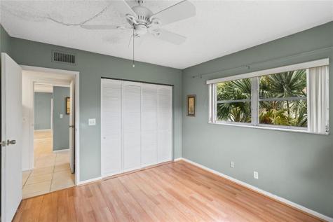 1 Abbey Lane Delray Beach FL 33446