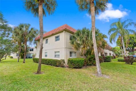 1 Abbey Lane Delray Beach FL 33446