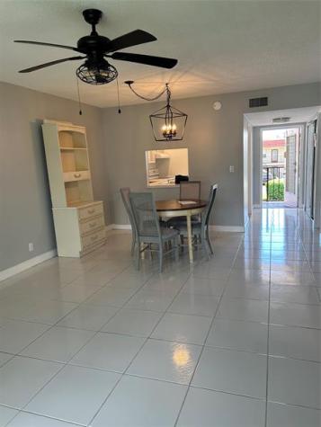 31 Abbey Lane Delray Beach FL 33446