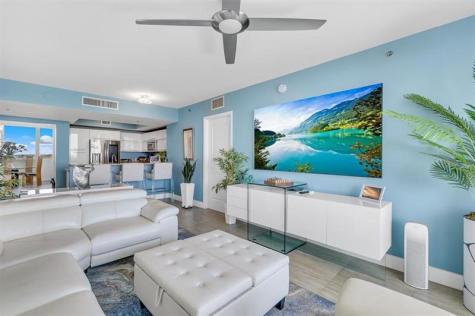 2641 N Flamingo Road Sunrise FL 33323