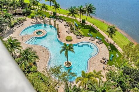 2641 N Flamingo Road Sunrise FL 33323