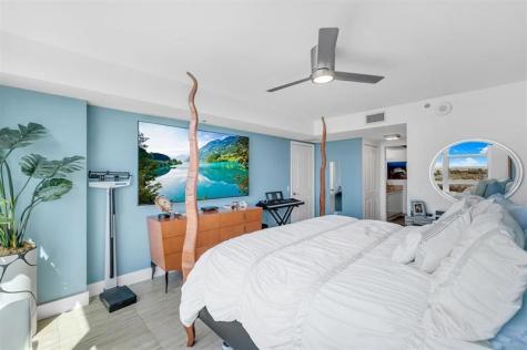 2641 N Flamingo Road Sunrise FL 33323