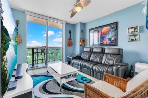 2641 N Flamingo Road Sunrise FL 33323