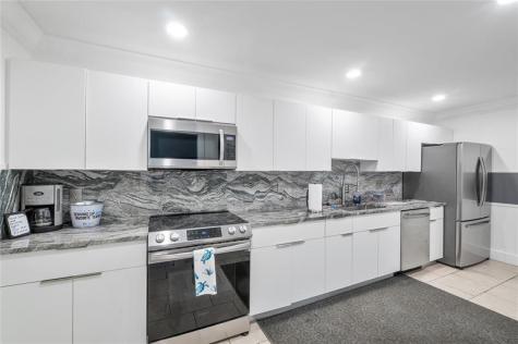 200 NE 19th Court Wilton Manors FL 33305