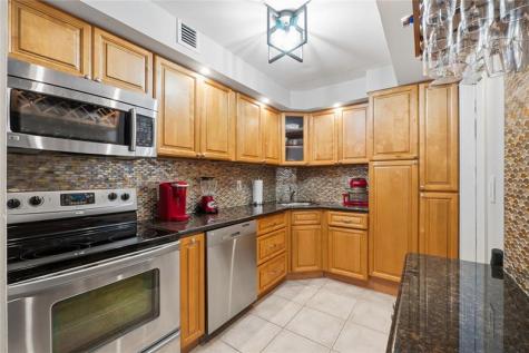 200 NE 19th Court Wilton Manors FL 33305