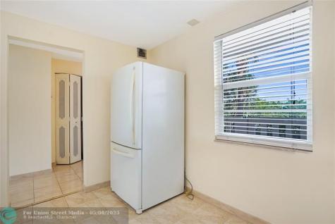 111 SE 3 Avenue Dania Beach FL 33004