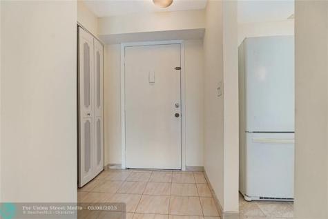 111 SE 3 Avenue Dania Beach FL 33004