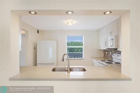 111 SE 3 Avenue Dania Beach FL 33004
