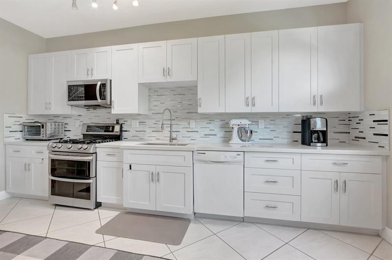 1776 Bay Drive Pompano Beach FL 33062