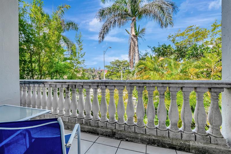 1776 Bay Drive Pompano Beach FL 33062