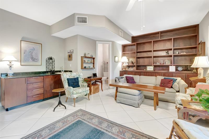 1776 Bay Drive Pompano Beach FL 33062