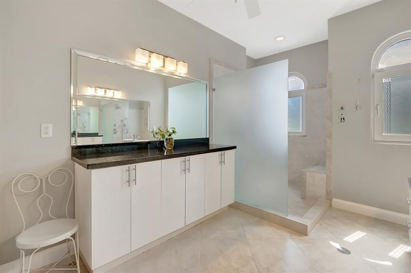 1776 Bay Drive Pompano Beach FL 33062