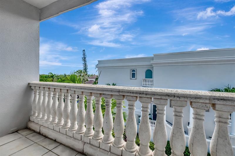 1776 Bay Drive Pompano Beach FL 33062