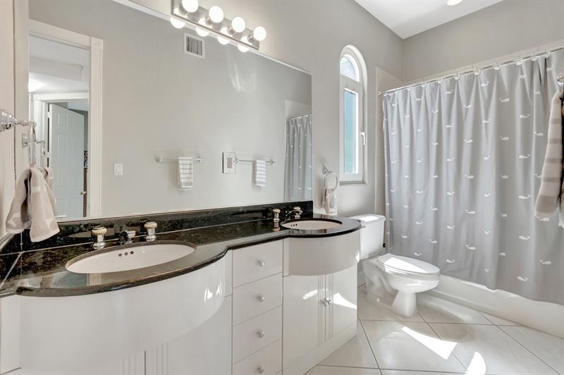 1776 Bay Drive Pompano Beach FL 33062