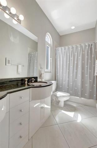 1776 Bay Drive Pompano Beach FL 33062