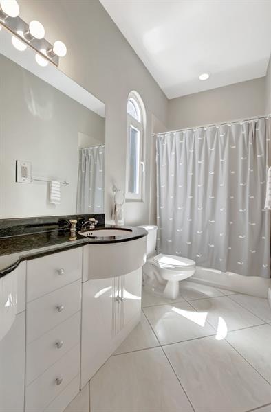 1776 Bay Drive Pompano Beach FL 33062