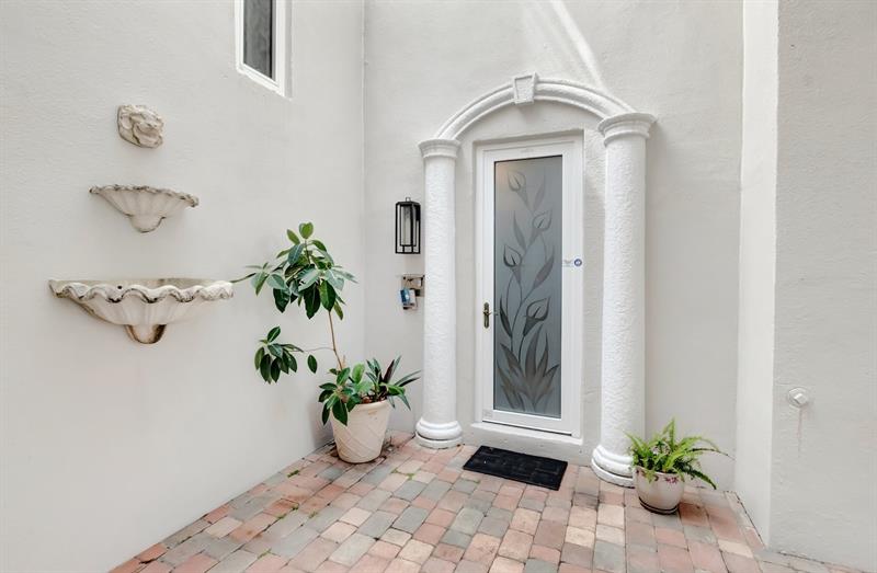 1776 Bay Drive Pompano Beach FL 33062