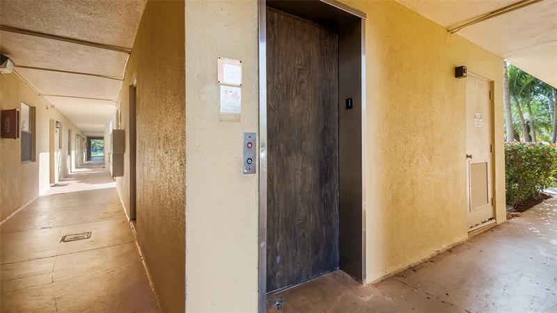 11477 NW 39th Court Coral Springs FL 33065