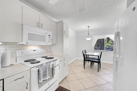 10133 NW 24th Place Sunrise FL 33322