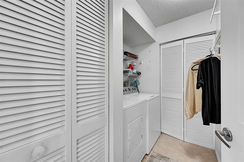 10133 NW 24th Place Sunrise FL 33322