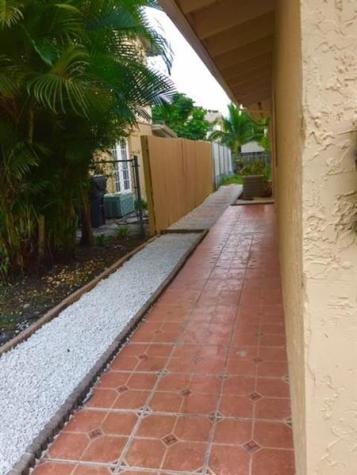 8002 SW 7th Court North Lauderdale FL 33068