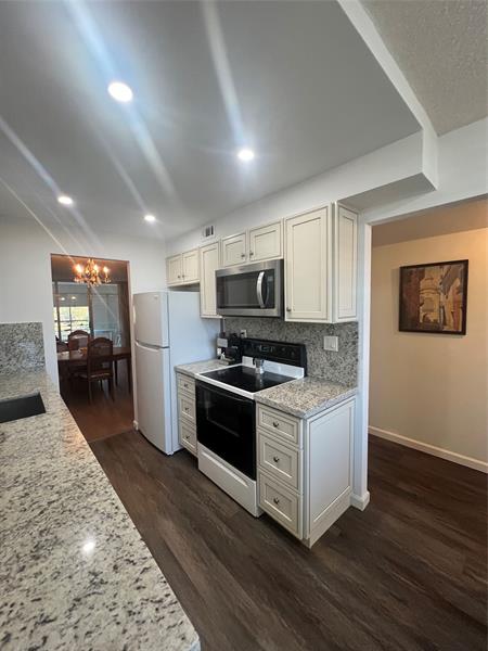 2998 NW 48th Terrace Lauderdale Lakes FL 33313