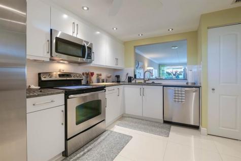 3930 Inverrary Boulevard Lauderhill FL 33319