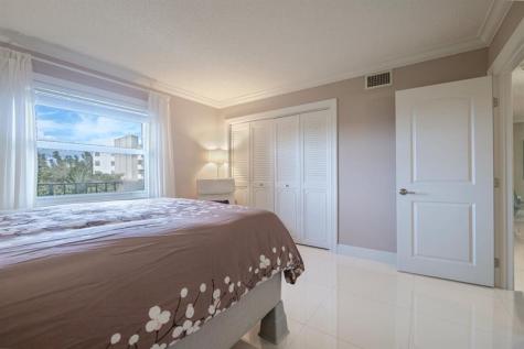 3930 Inverrary Boulevard Lauderhill FL 33319