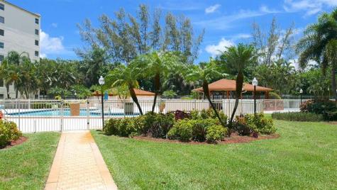 3930 Inverrary Boulevard Lauderhill FL 33319