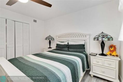 6309 Bay Club Drive Fort Lauderdale FL 33308