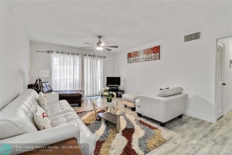6309 Bay Club Drive Fort Lauderdale FL 33308