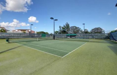 117 Farnham Deerfield Beach FL 33442