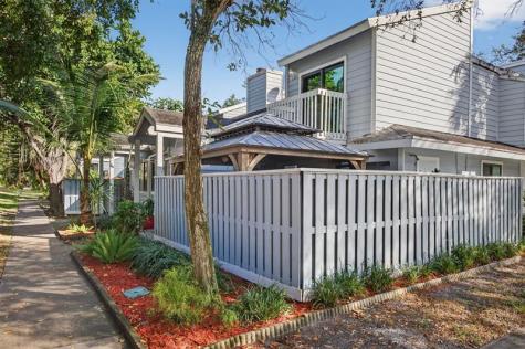 2047 Winners Circle North Lauderdale FL 33068