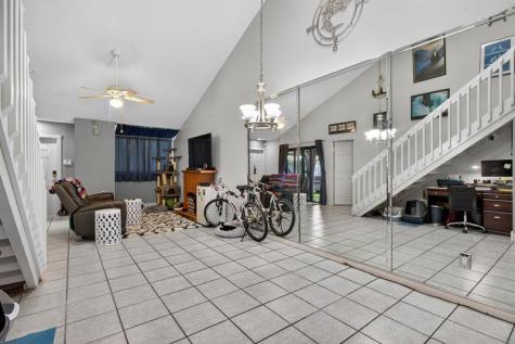 2047 Winners Circle North Lauderdale FL 33068