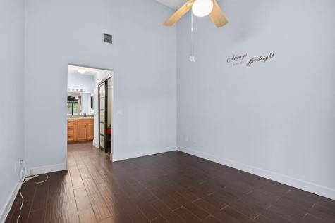 2047 Winners Circle North Lauderdale FL 33068