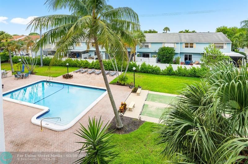 2707 NE 14th Street Causeway Pompano Beach FL 33062