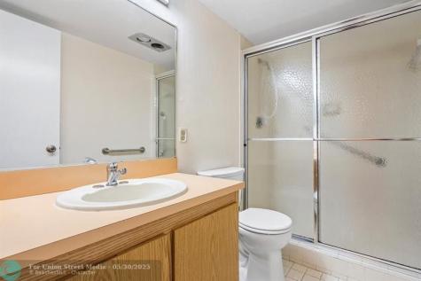2707 NE 14th Street Causeway Pompano Beach FL 33062