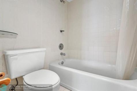 2707 NE 14th Street Causeway Pompano Beach FL 33062