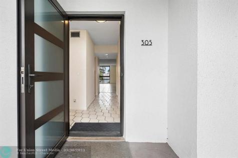 2707 NE 14th Street Causeway Pompano Beach FL 33062