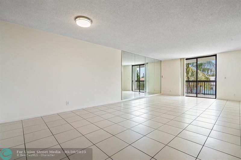 2707 NE 14th Street Causeway Pompano Beach FL 33062