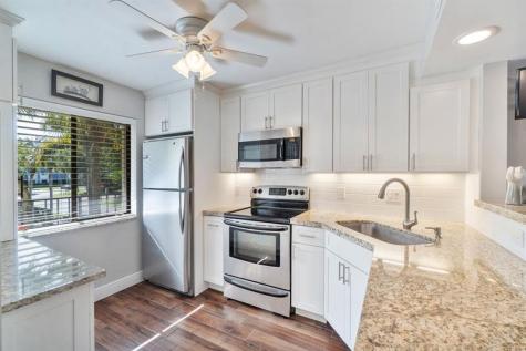 4832 Esedra Court Lake Worth FL 33467