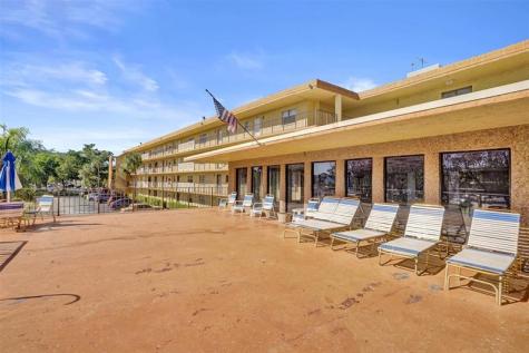 9273 SW 8th Street Boca Raton FL 33428