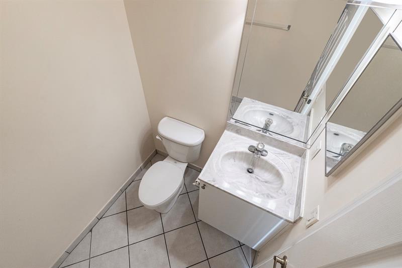 3811 NW 90th Way Sunrise FL 33351