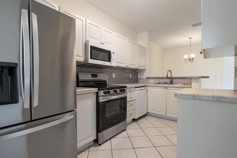 3811 NW 90th Way Sunrise FL 33351