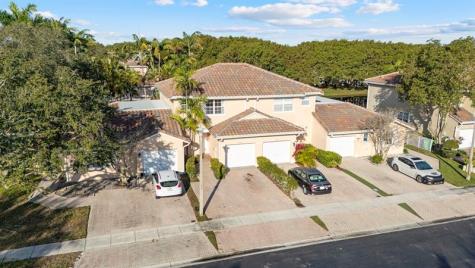 3811 NW 90th Way Sunrise FL 33351